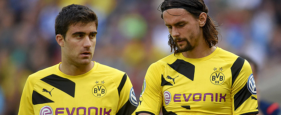 Sokratis vor Subotic