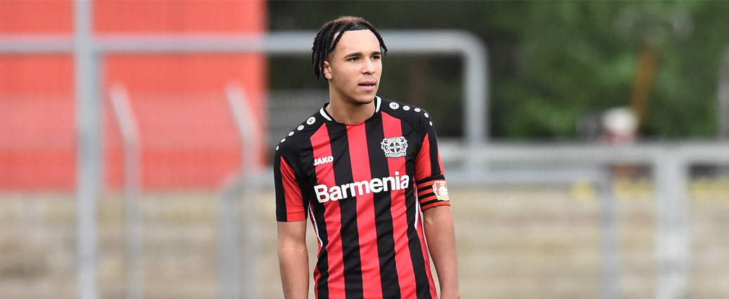 Bayer Leverkusen stattet U19-Kapitän Joshua Eze mit Profivertrag aus