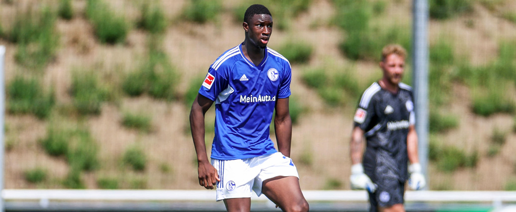 FC Schalke 04: Ibrahima Cissé zum Trainingsauftakt dabei