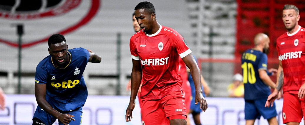 Eintracht Frankfurt macht Transfer von Willian Pacho offiziell!